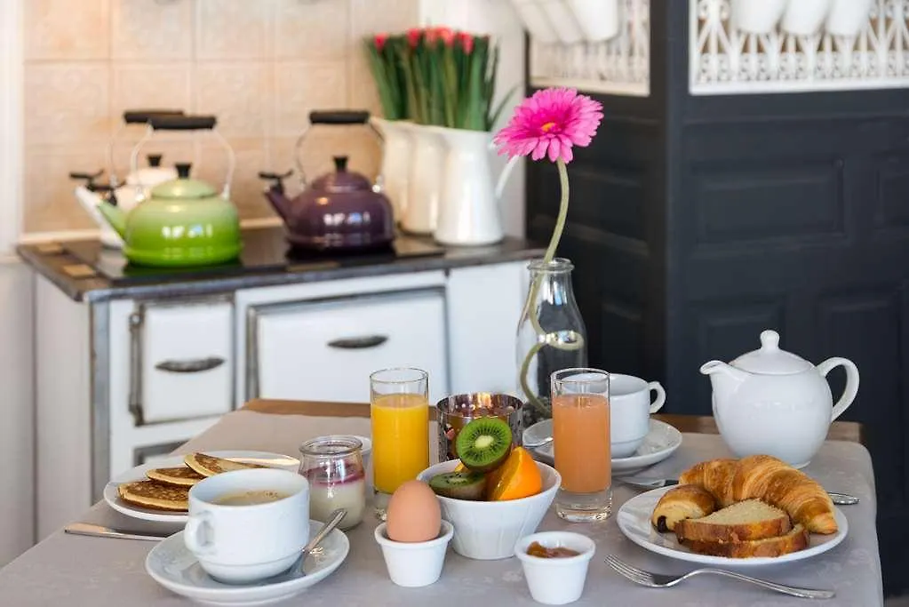 Ogboutique Clair Martigues Hotel